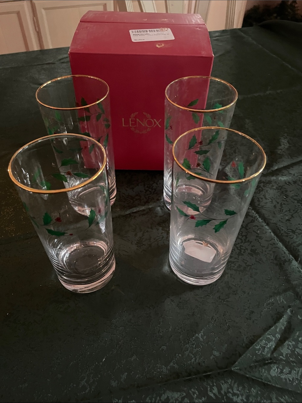 🎄Brand New Lenox Clear Glass Tumbler Set with Gold Rim and Green Holly🎄